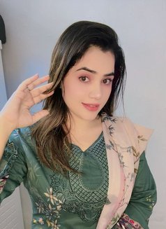 Riya paki Beaty - puta in Dubai Photo 8 of 8