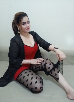 Riya paki Beaty - puta in Dubai Photo 1 of 7