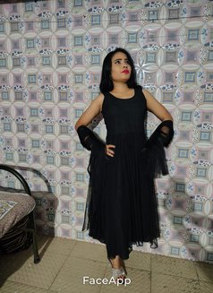 Riya Patel - puta in Ahmedabad Photo 2 of 2