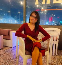 Riya Patel self indipendent - puta in Hyderabad