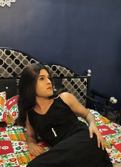 Riya Patil - Acompañantes transexual in Pune Photo 7 of 9