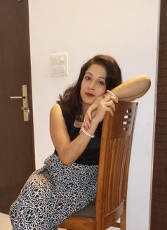 Only High profile Indian & Russian - escort in New Delhi Photo 2 of 4