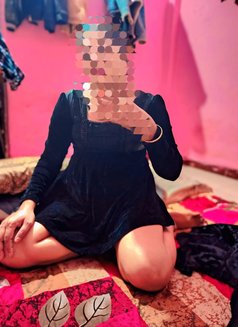 Riya Rathore - escort in Ahmedabad Photo 1 of 3