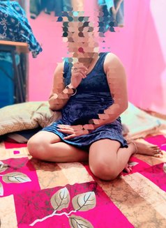 Riya Rathore - escort in Ahmedabad Photo 3 of 3