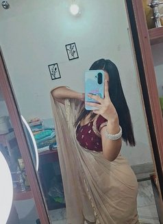 Riya ( Real Meet @ Cam Show) - escort in Pune Photo 1 of 8