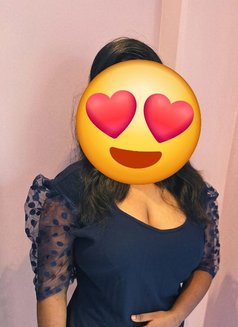 Riya Reddy Cam and Meet - escort in Hyderabad Photo 1 of 1