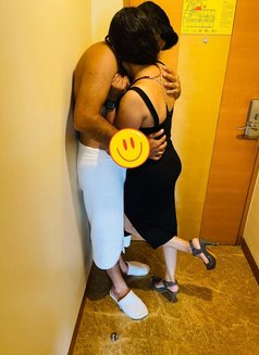Riya Rohit Bisexual Couple - Transsexual escort in New Delhi Photo 3 of 3