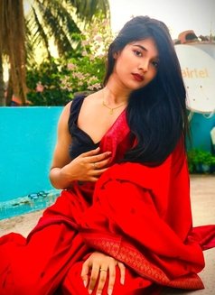 Riya roy - escort in Kolkata Photo 3 of 5