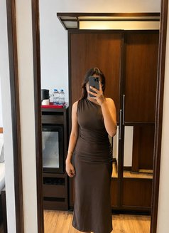 Riya Roy - escort in Kolkata Photo 6 of 8