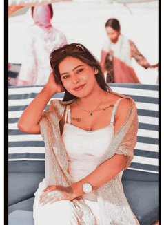 Riya Roy() real meet - escort in Kolkata Photo 1 of 2