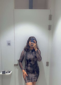 Riya Sarma Vip Escort Service - puta in Hyderabad Photo 1 of 3