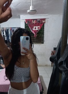 Riya Sarma Vip Escort Service - puta in Hyderabad Photo 2 of 3
