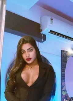 Riya sexy - Transsexual escort in Indore Photo 3 of 13