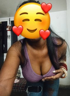 Riya Sexy Paid Service - puta in Chandigarh Photo 7 of 8