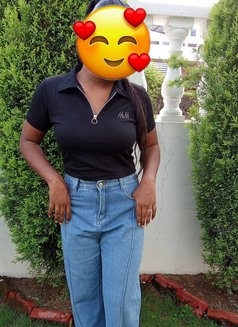 Riya Sexy Paid Service - puta in Chandigarh Photo 1 of 4