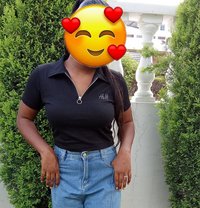Riya Sexy Paid Service - puta in Chandigarh Photo 1 of 4