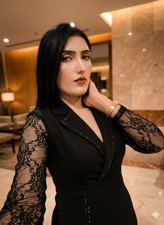 Riya Sharma Anal Model - puta in Dubai Photo 2 of 4