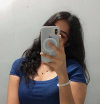 Riya Sharma College Student - puta in Abu Dhabi