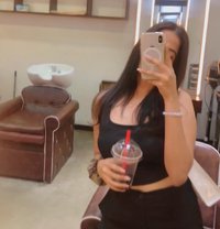 Riya Sharma College Student - puta in Abu Dhabi