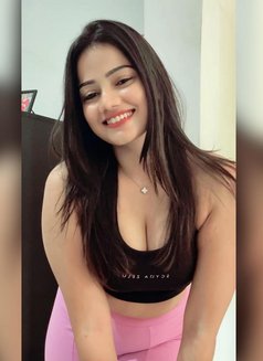 Riya Sharma College Student - escort in Abu Dhabi Photo 1 of 4