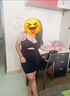 Riya Sharma Independent - escort in Noida Photo 3 of 5