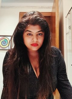 Riya Sharma - escort in Bangalore Photo 4 of 4