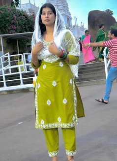 Riya Sharma - escort in Hyderabad Photo 2 of 2