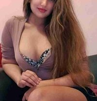 Riya Sharma, Indian escort in Pune
