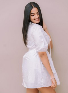 Riya Sharma Vip Model - puta in Ras al-Khaimah Photo 3 of 17