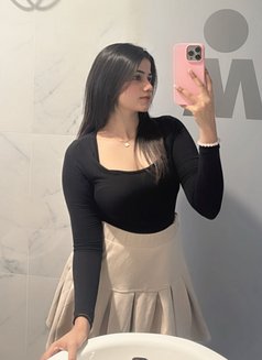 Riya Sharma Vip Model - puta in Ras al-Khaimah Photo 12 of 17