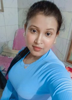 Riya Singh Call Girl Escort Service 24 H - escort in Navi Mumbai Photo 1 of 5