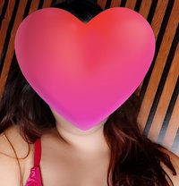 Riya Singh Cam and real Meet - escort in New Delhi