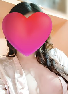 Riya Singh Cam and real Meet - escort in Gurgaon Photo 7 of 12