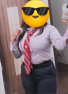 Riya Singh Cam and real Only outcall - escort in New Delhi Photo 11 of 13