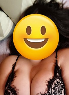 Riya Singh Cam and real Only outcall - escort in New Delhi Photo 13 of 13