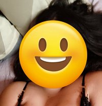 Riya Singh Cam and real Only outcall - escort in New Delhi
