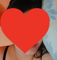 Riya Singh Cam and real Only outcall - puta in New Delhi