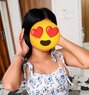 Riya Singh - Intérprete de adultos in Noida Photo 4 of 4