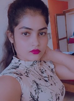 Riya Singh - puta in Ahmedabad Photo 3 of 16