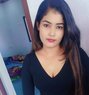 Riya Singh - puta in Bangalore Photo 1 of 5