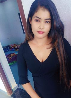 Riya Singh - escort in Bangalore Photo 1 of 5