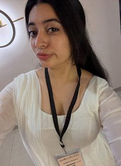 VIP college girl housewife100% genuine - escort in Indore Photo 3 of 4