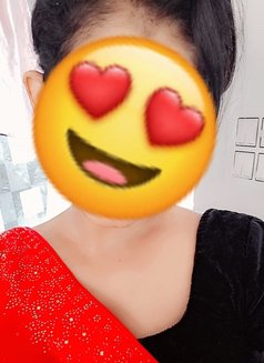 Riya Singh - escort in Kolkata Photo 3 of 6