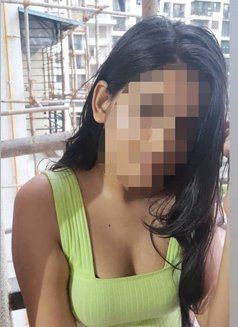 Riya singh real meet and cam show - Masajista in Ahmedabad Photo 2 of 2
