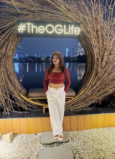 Riya Singh Real Meet and Cam Show - puta in Hyderabad Photo 1 of 1