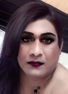 Riya Teena - Transsexual escort in New Delhi Photo 8 of 13