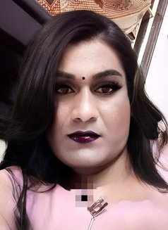 Riya Teena - Acompañantes transexual in New Delhi Photo 4 of 13