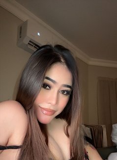 Riya - escort in Khobar Photo 5 of 16
