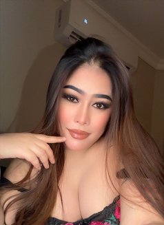 Riya - escort in Khobar Photo 6 of 16