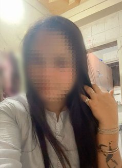 Riya Web Cam & Real Meet - puta in Navi Mumbai Photo 3 of 4